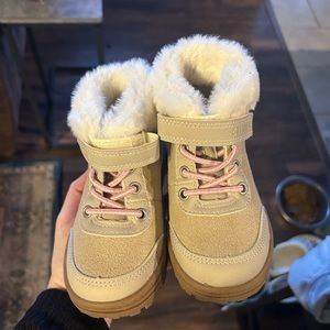 Carter’s Toddler Boots